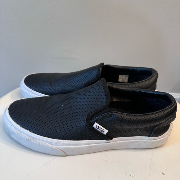 Vans Black and White Slip-On Flats unisex - Picture 2 of 7